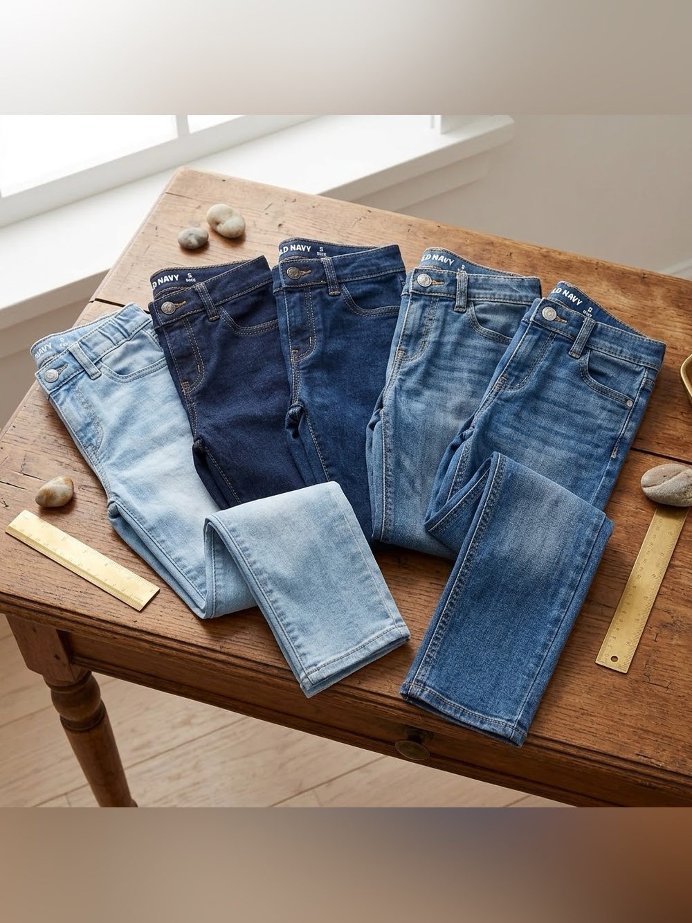 5 for 1! Old Navy Boys Size 5 Straight Leg Built-In Flex Jeans